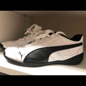Puma big boys shoes, size 4.5